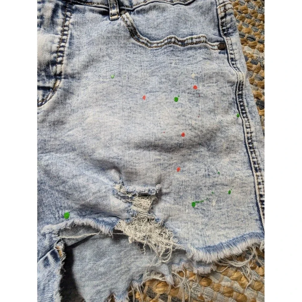 Light Wash High Rise Distressed Paint Splatter Denim Shorts 14 Y2K Festival Indi